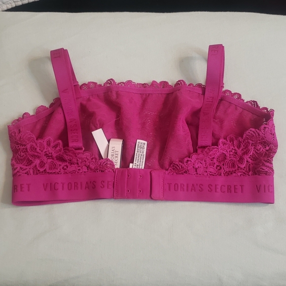🥳LAST ONE (S)🥳BUY 1 GET 1 FREE VICTORIA SECRET LOGO BRALETTE - Picture 5 of 6